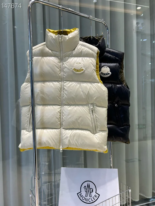 Moncler sz1-5 26yr55